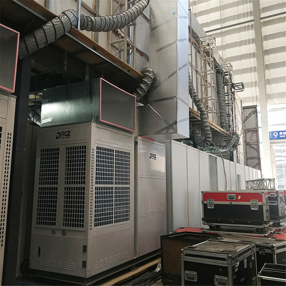 Loof air conditioning for sports center